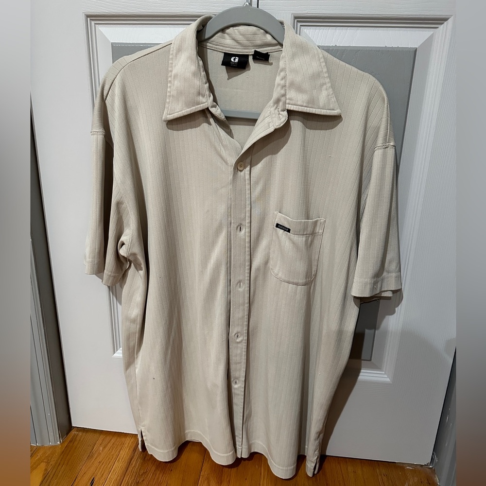 Guess Button Up